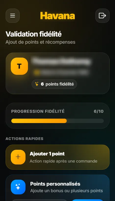 Écran de validation fidélité : progression 6 sur 10, ajout d’un point ou de points personnalisés (nom du client masqué)